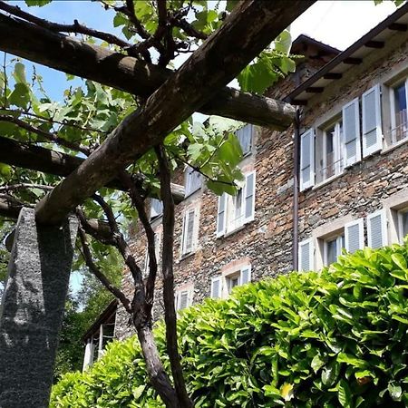 Casa Huerlimann Apartment Breno Bagian luar foto