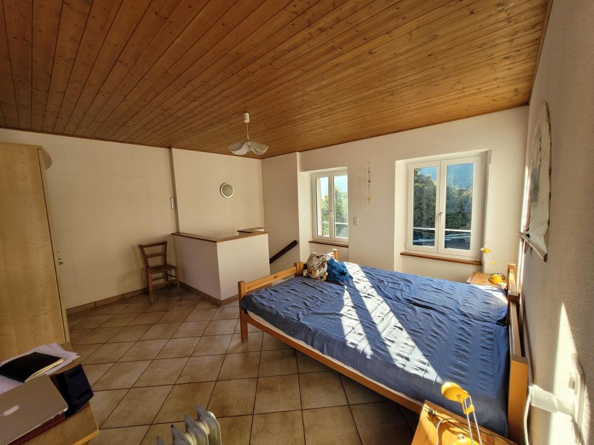 Casa Huerlimann Apartment Breno Bagian luar foto